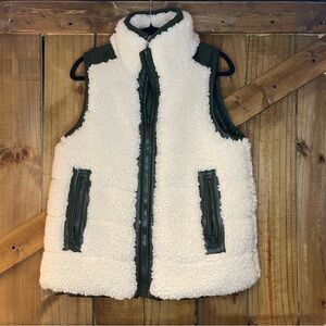 Tuckernuck reversible Sherpa Fleece Vest with Olive Accents